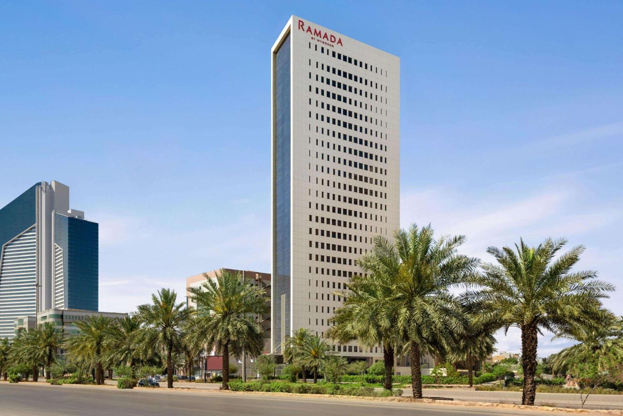 Ramada By Wyndham Riyadh King Fahd Road Exteriör bild Ramada Hotel, Al Qusais